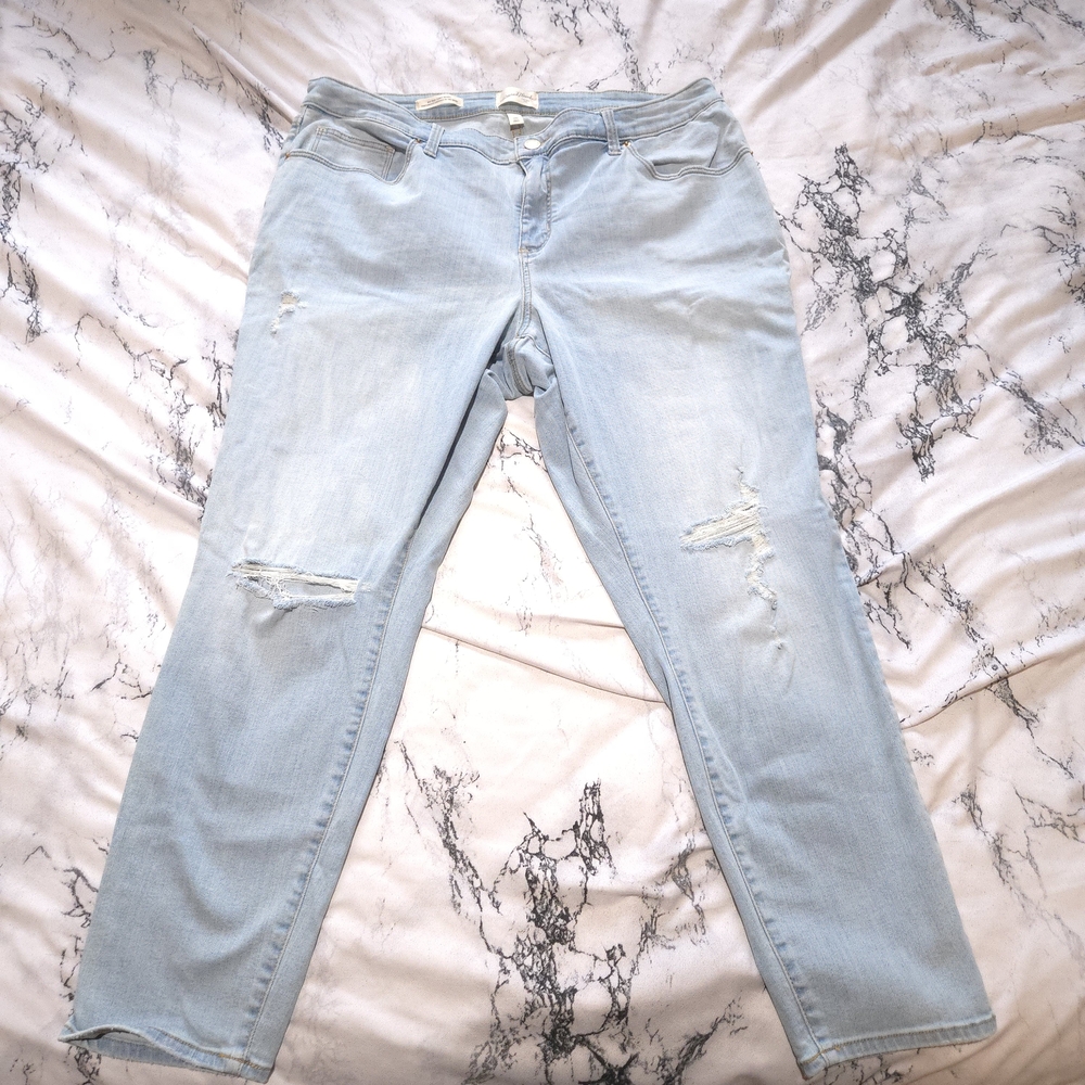 Light Blue Distressed Women Jeans